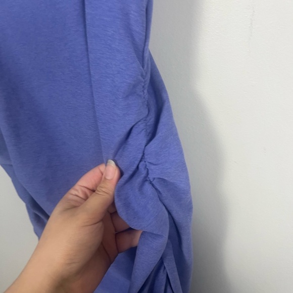 Beyond the bump SPACEDYE ICON MATERNITY DRESS
BEYOND YOGA size medium - Picture 3 of 10